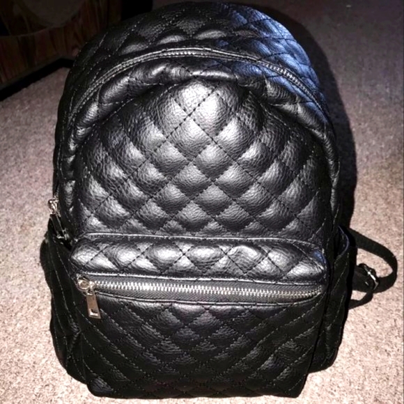 Claire's Handbags - ♠️ NWOT Awesome Black Faux Leather Quilted Diamond Stitch Zip Closure Backpack